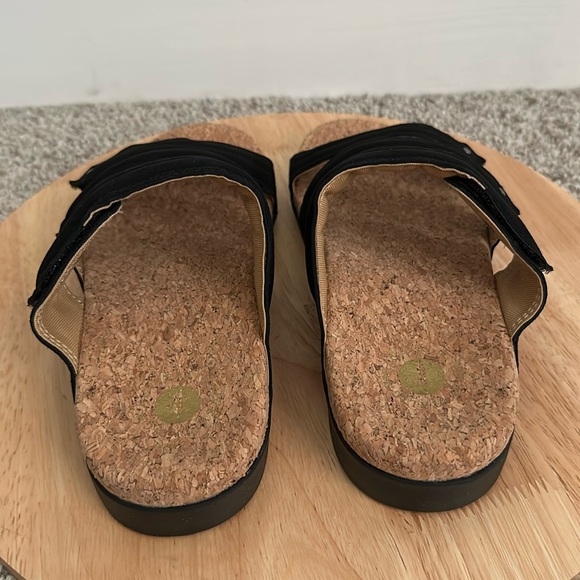 Revitalign orthotic shimmer suede slide sandals - Picture 6 of 9